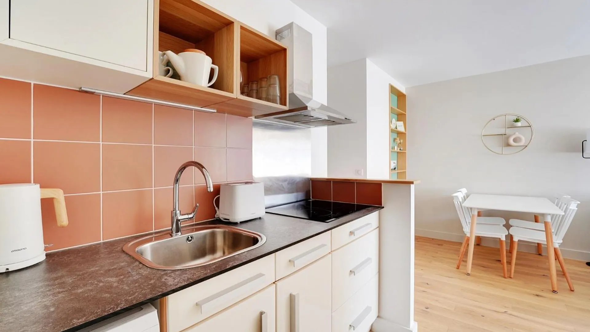 Bel Appartement Design Proche Gare De Lyon, Balcon Parigi Appartamento